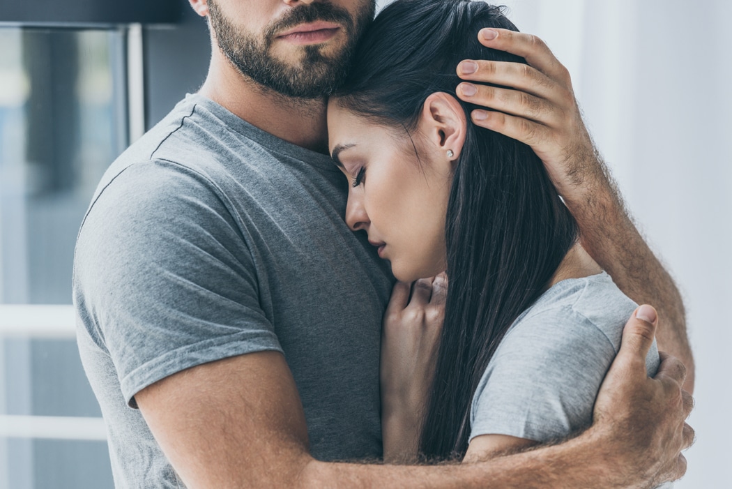 Mon conjoint se masturbe: est-ce normal ?