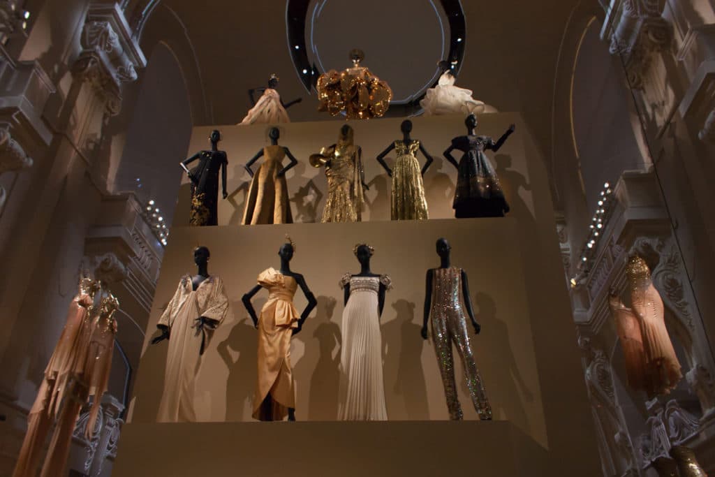 Dior  style, histoire et pièces emblématiques  Don't Miss
