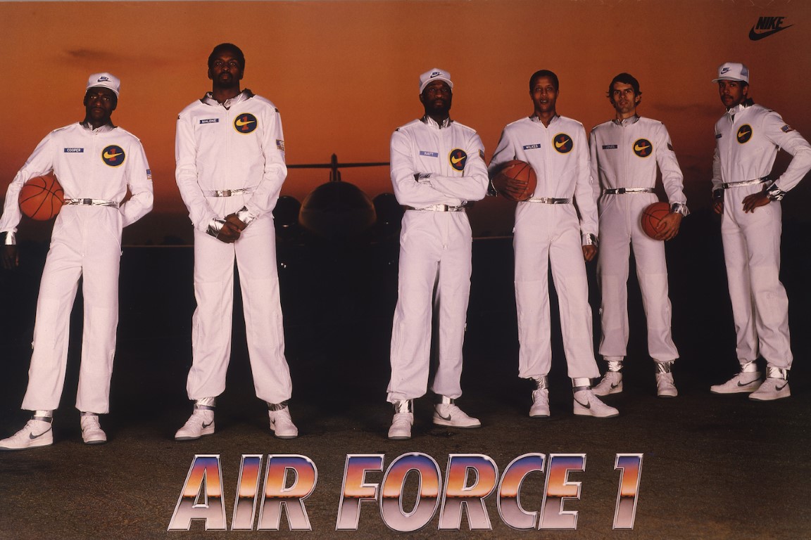 affiche publicitaire Air Force 1 stars NBA